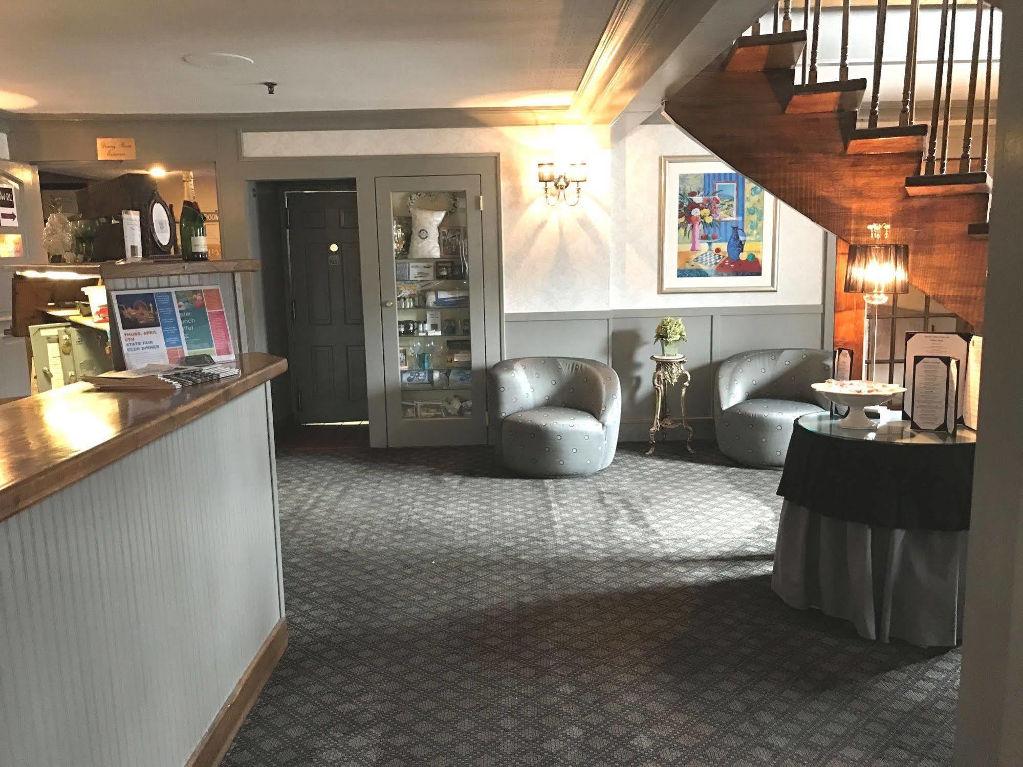Afton House Inn ภายนอก รูปภาพ
